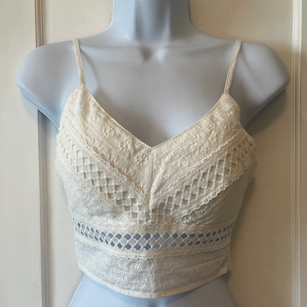 Lace Trim Cream Cropped Cami Top